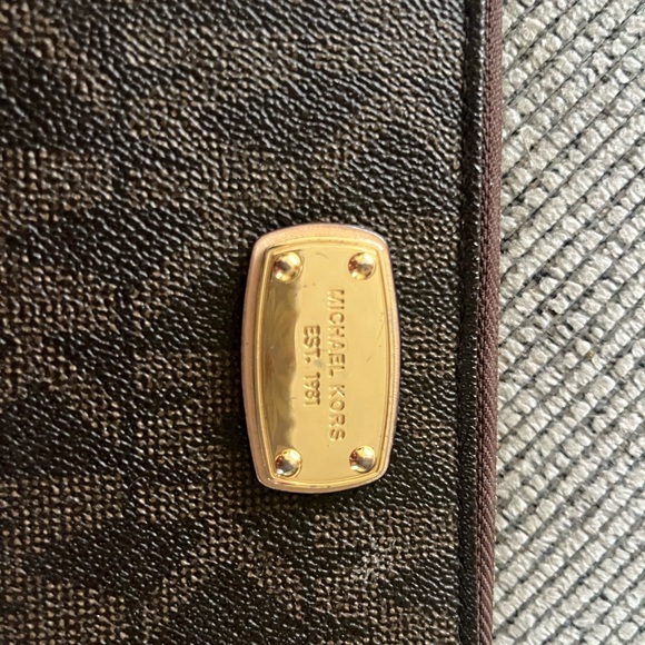 Brown Micheal Kors Wristlet Wallet with Gold Accents - Picture 2 of 10